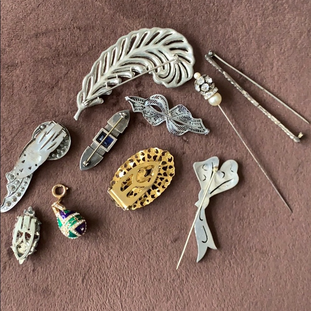 Vintage set of 10 beautiful pins and clips❣️ - Picture 4 of 4